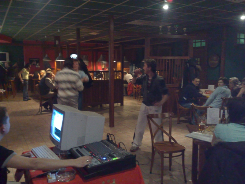 21022009708.jpg