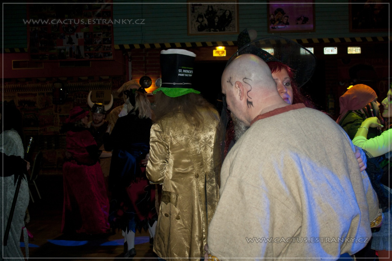 Bull_ples031